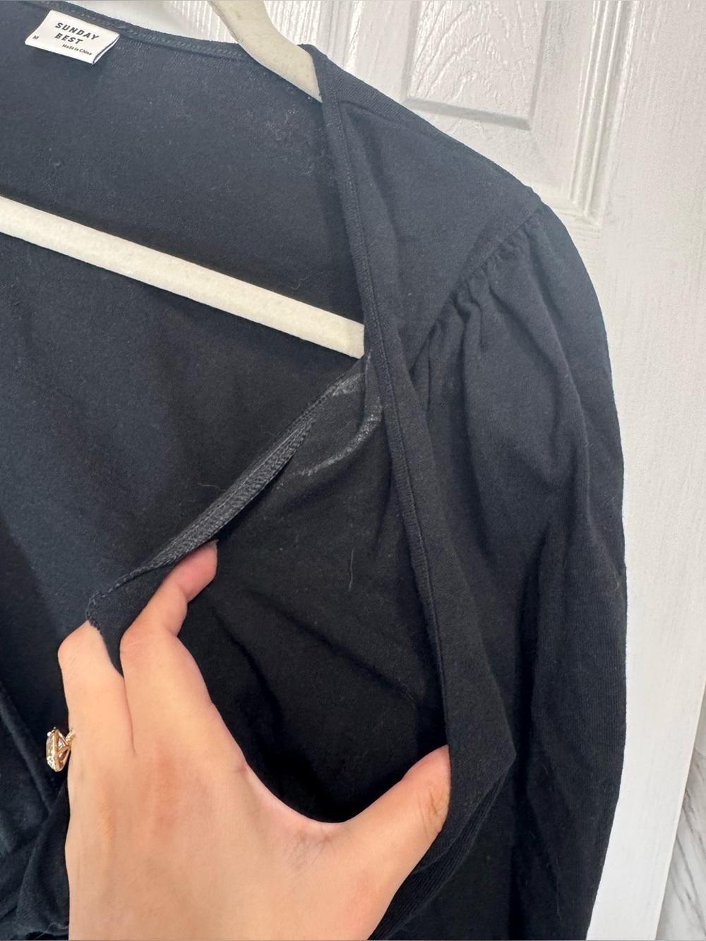 Aritzia Sunday Best Black Bambi Puff Sleeve Tie Front Crop Top Women’s Medium - Picture 7 of 11